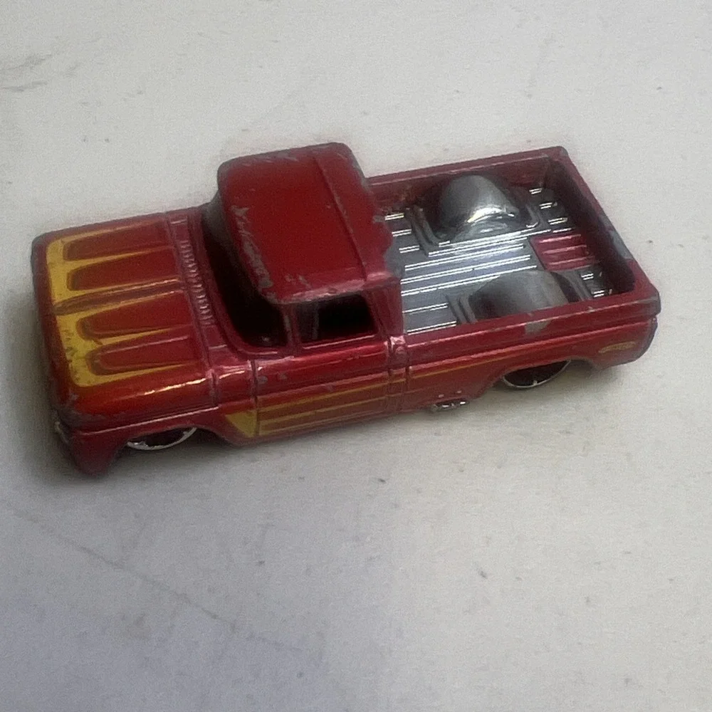 Hot Wheels 10 Pack Exclusive - Custom '62 Chevy Pickup in Red